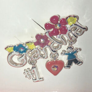 #1 Grandma Silver Tone Floral Dangling Charm Brooch Shoulder Pin